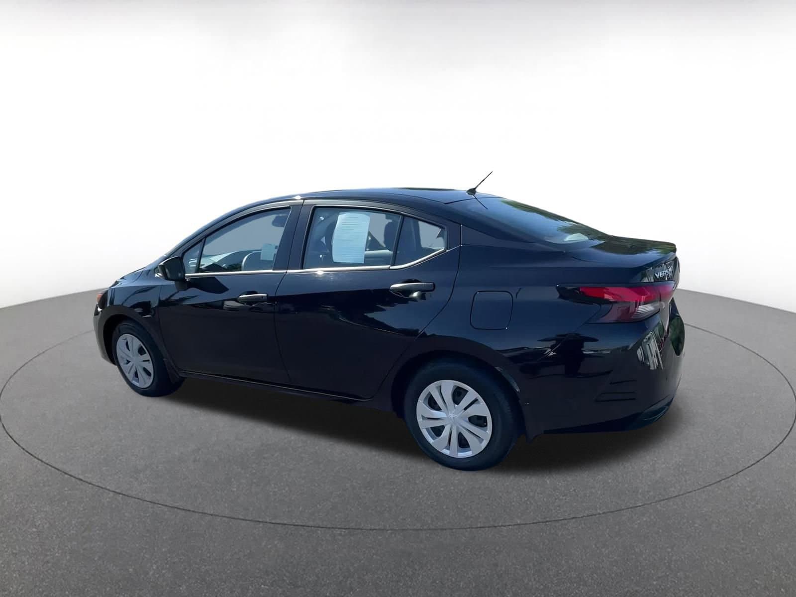 2024 Nissan Versa S 10