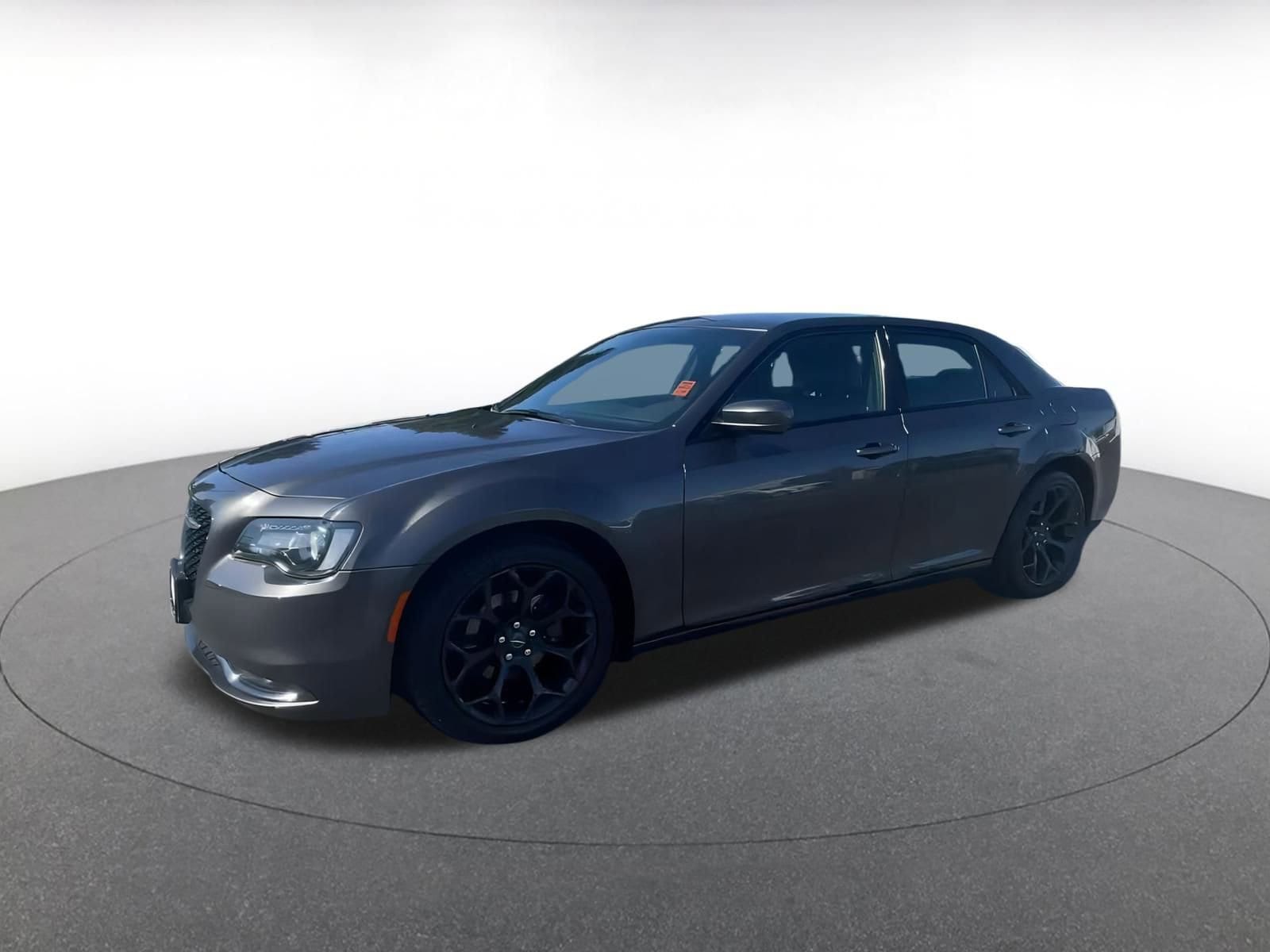 Thumbnail: 2020 Chrysler 300 - 7