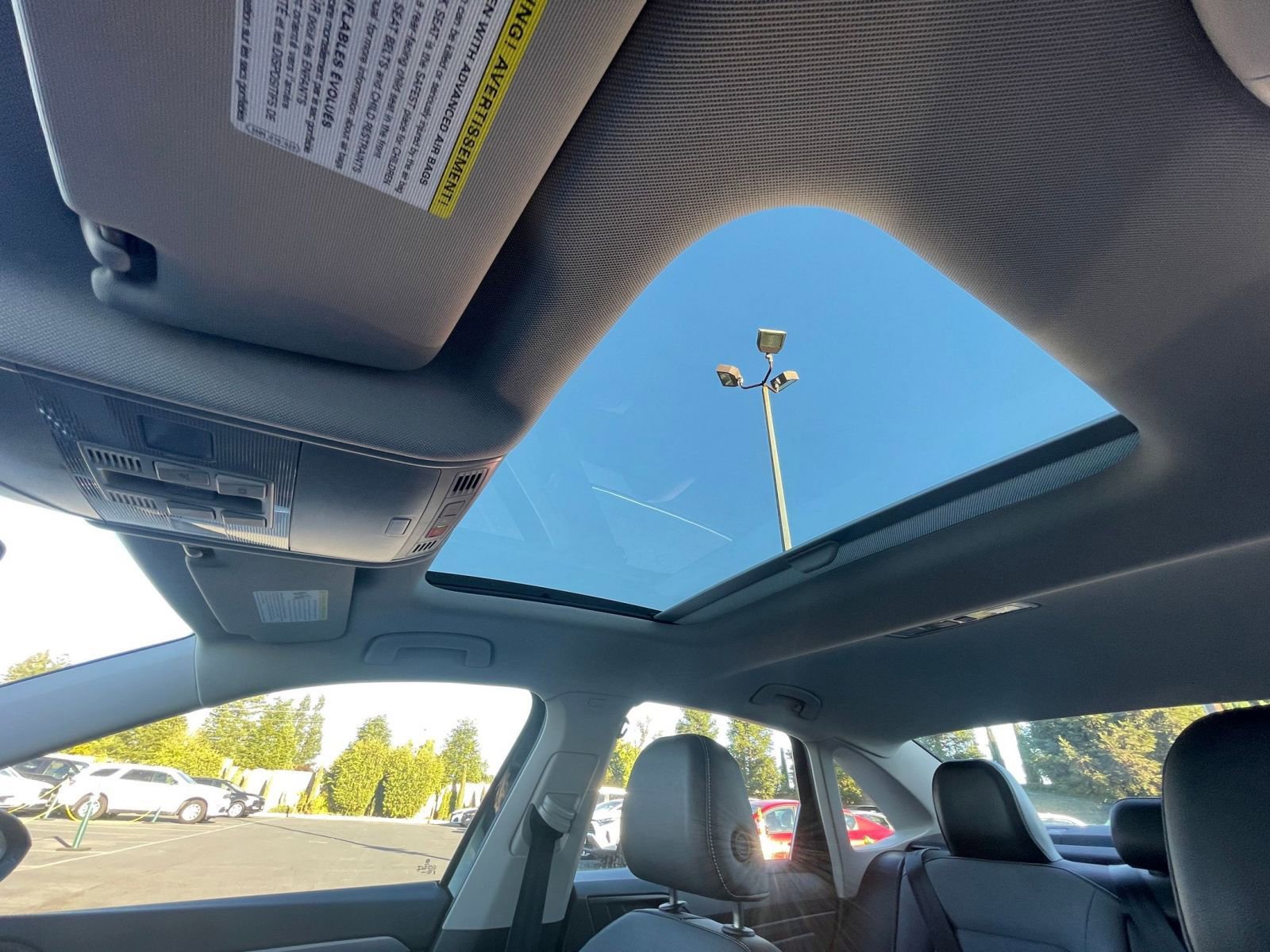 Thumbnail: 2025 Volkswagen Jetta - 28