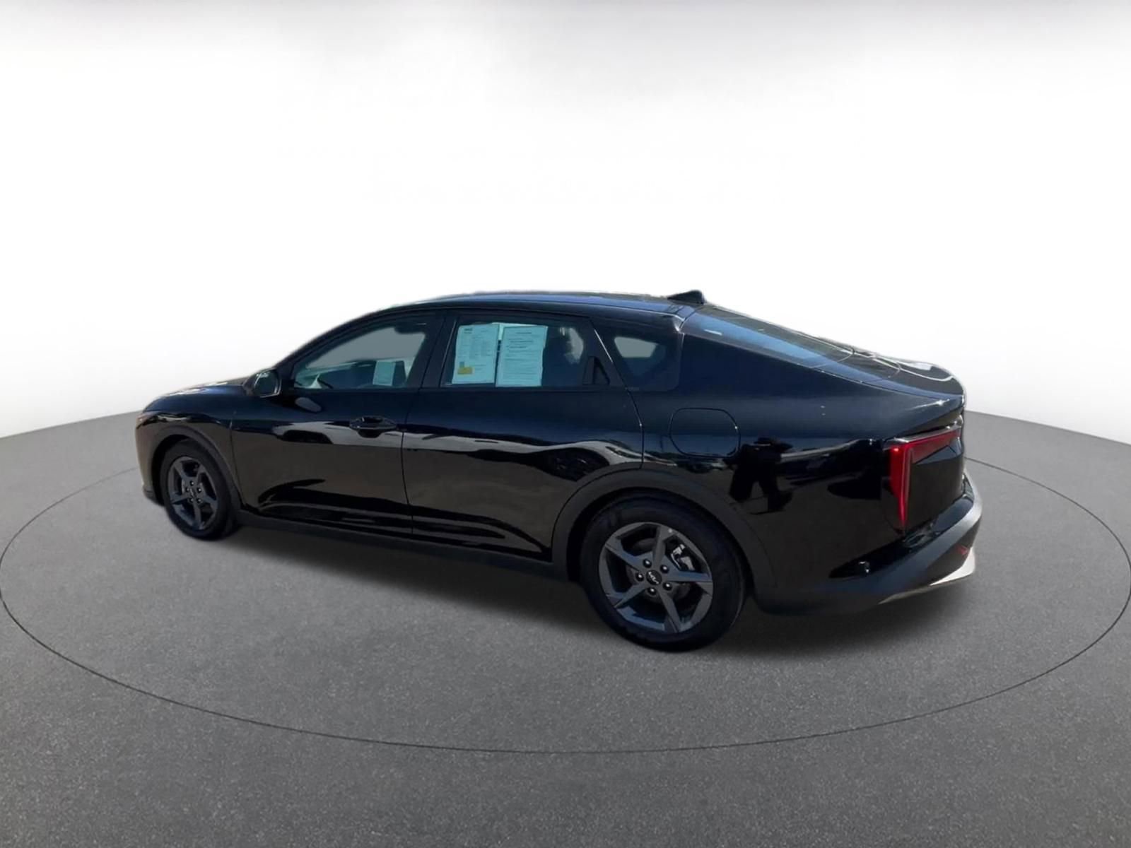 Thumbnail: 2025 Kia K4 - 10