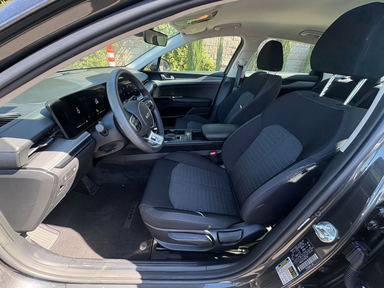 Thumbnail: 2025 Kia K5 - 25