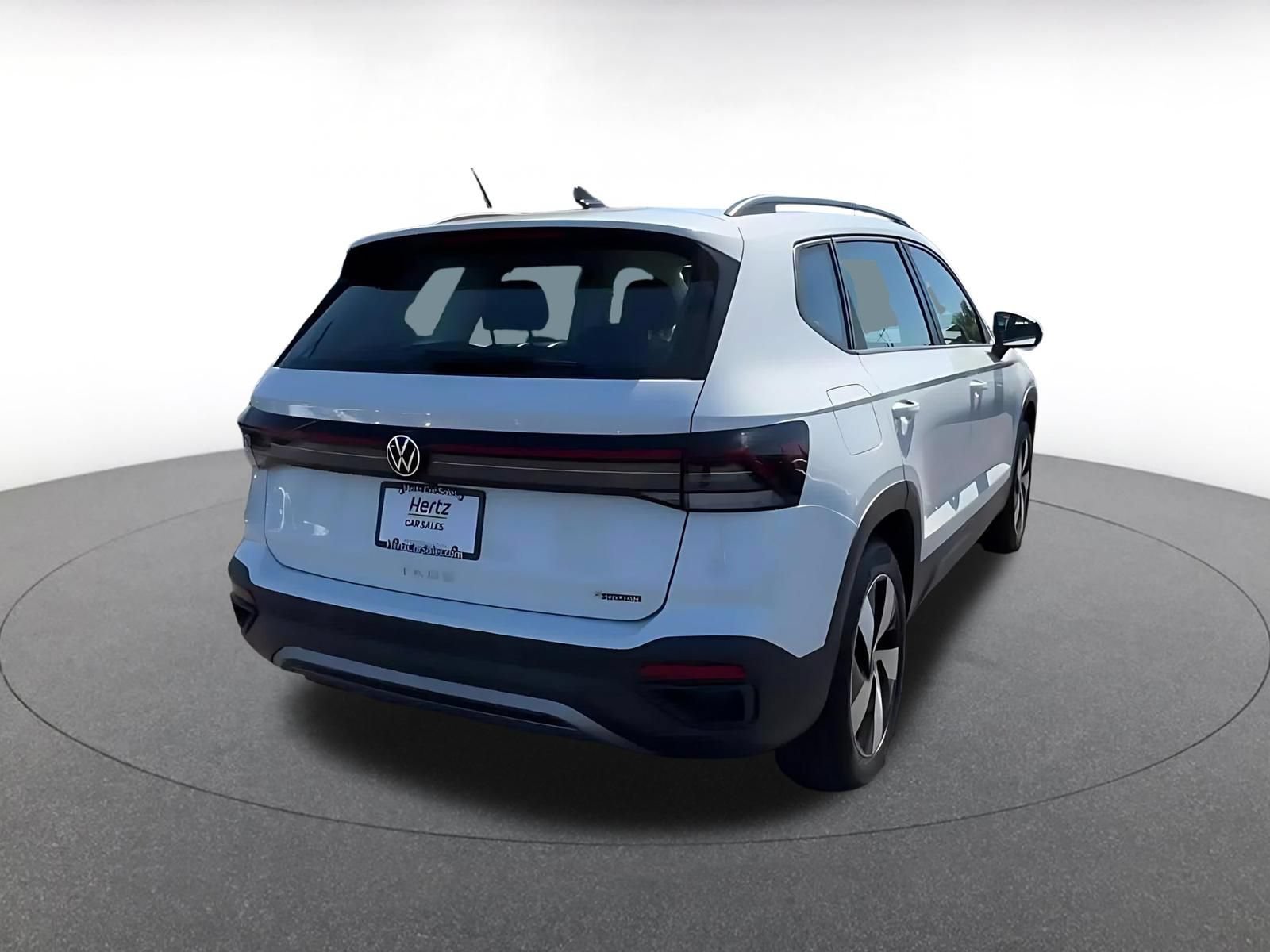 Thumbnail: 2026 Volkswagen Taos - 14