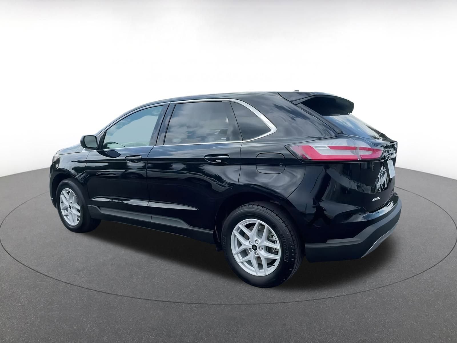 Thumbnail: 2024 Ford Edge - 10