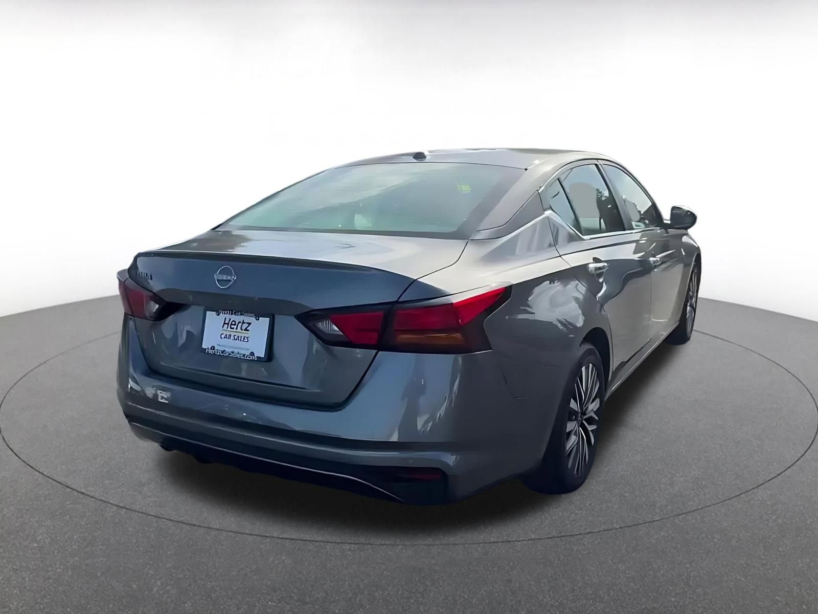 Thumbnail: 2025 Nissan Altima - 14