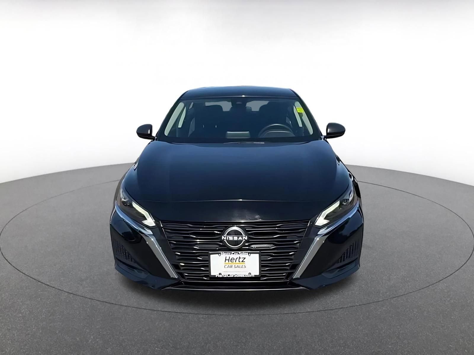 Thumbnail: 2025 Nissan Altima - 4