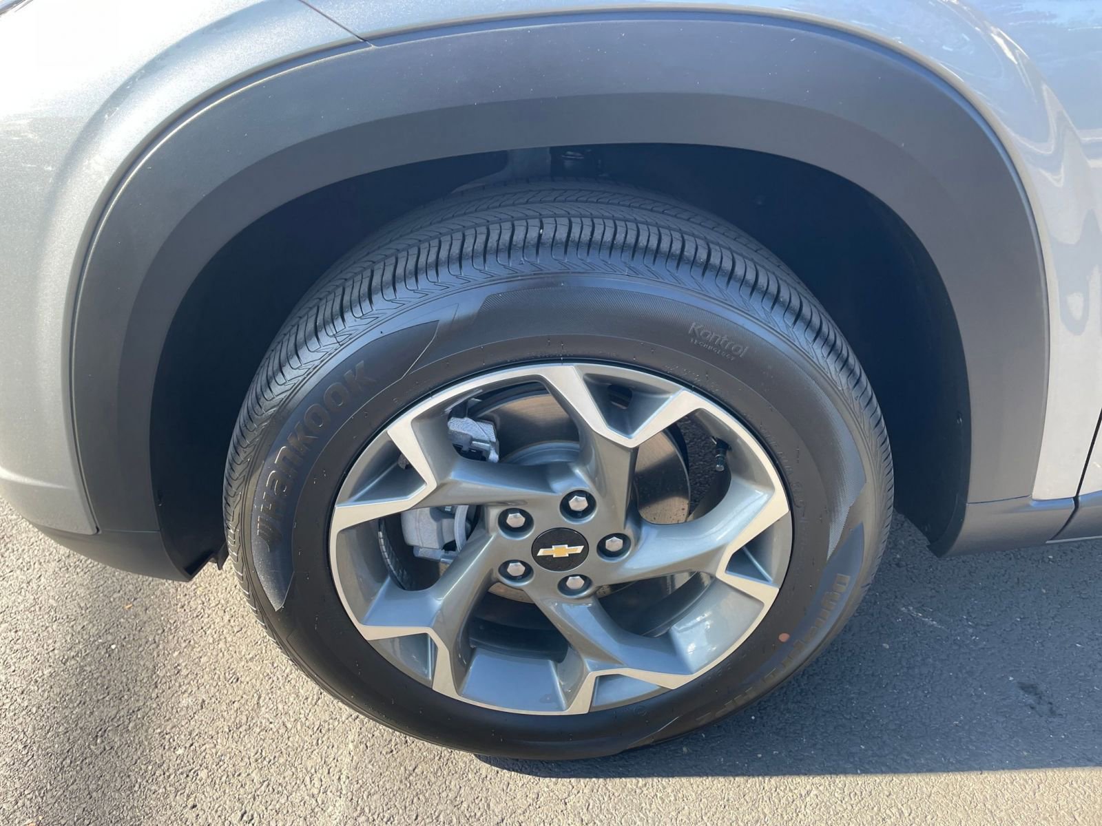 Thumbnail: 2025 Chevrolet Trax - 29