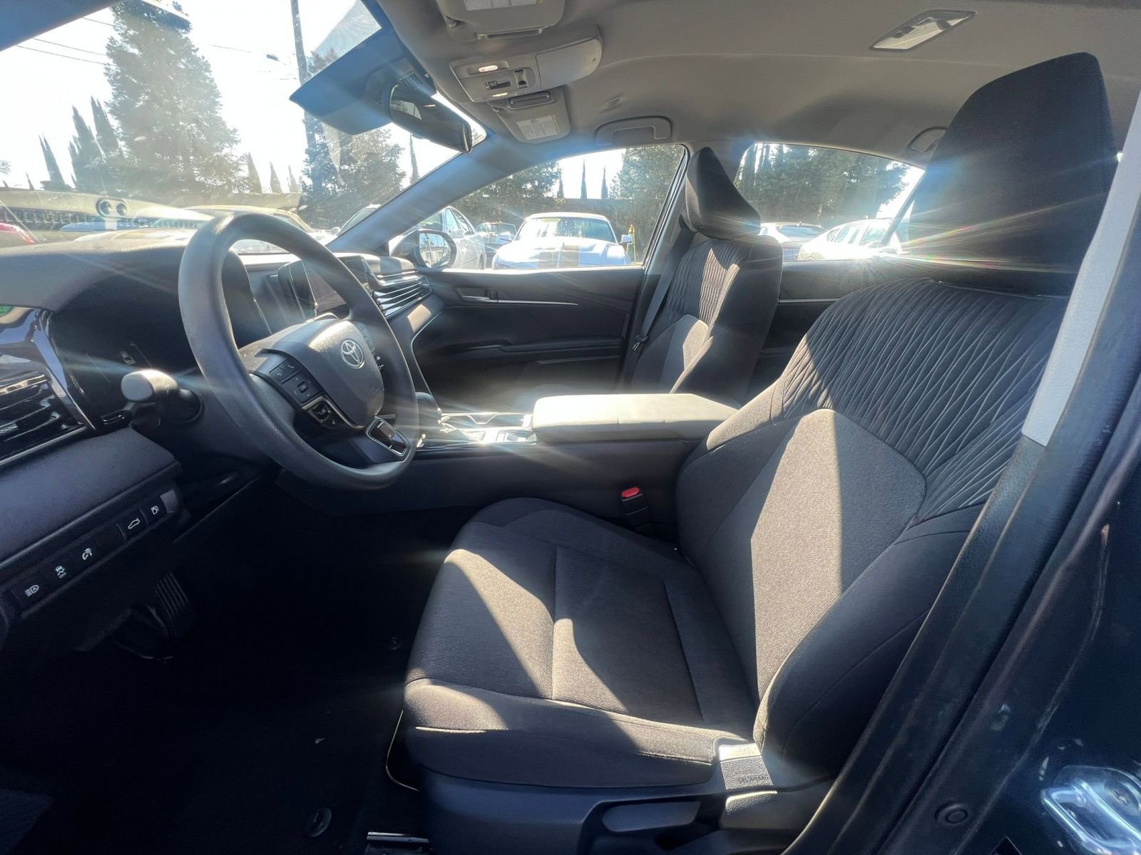 Thumbnail: 2025 Toyota Camry - 27