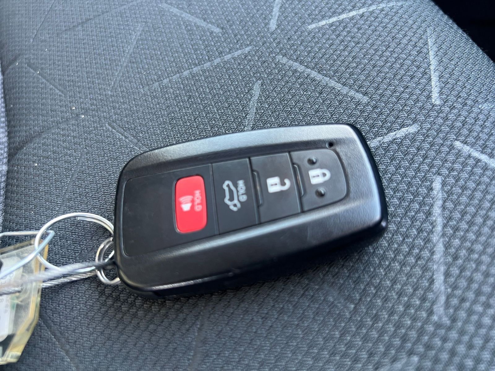 Thumbnail: 2025 Toyota RAV4 - 22