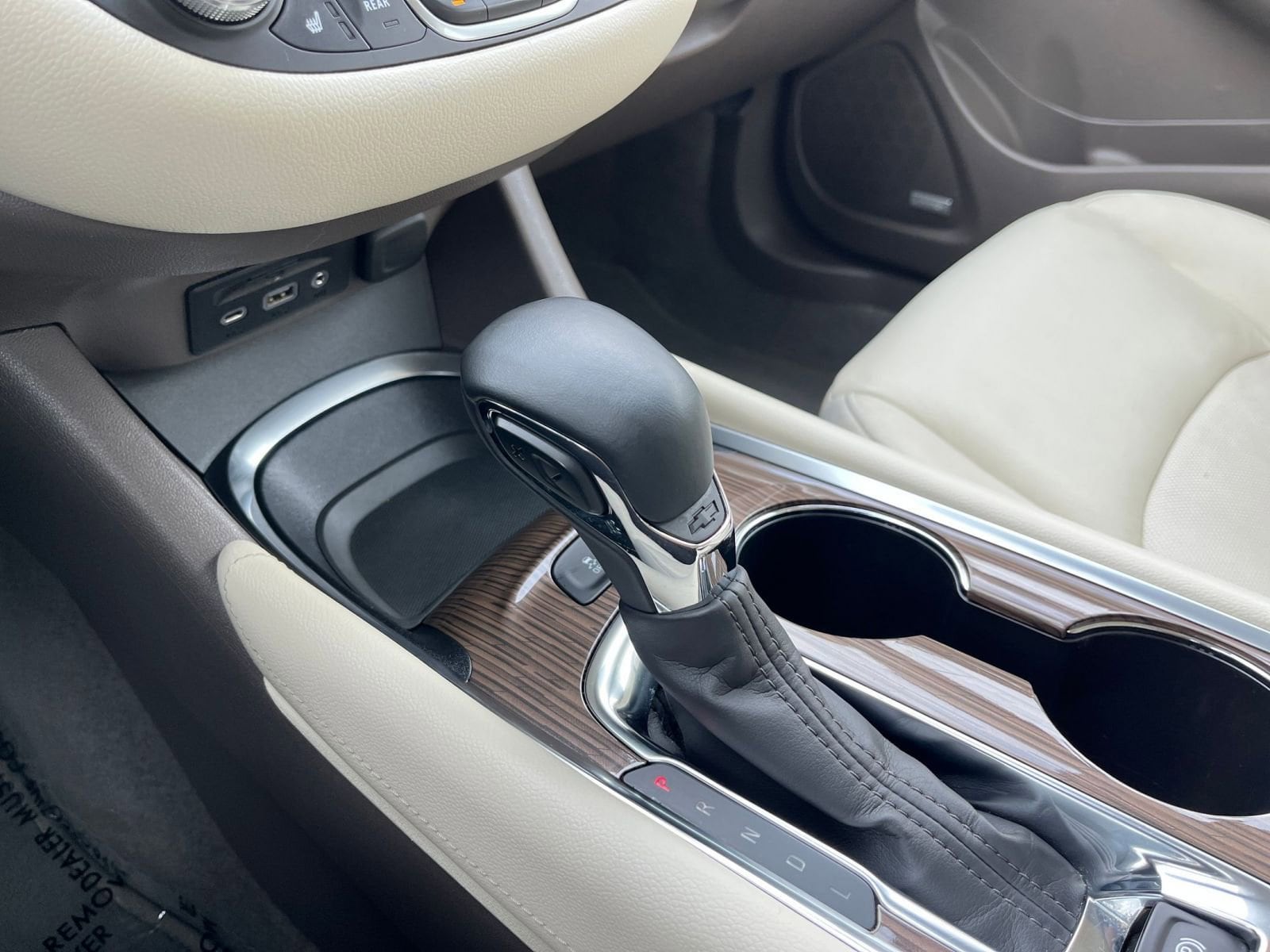 Thumbnail: 2024 Chevrolet Malibu - 28