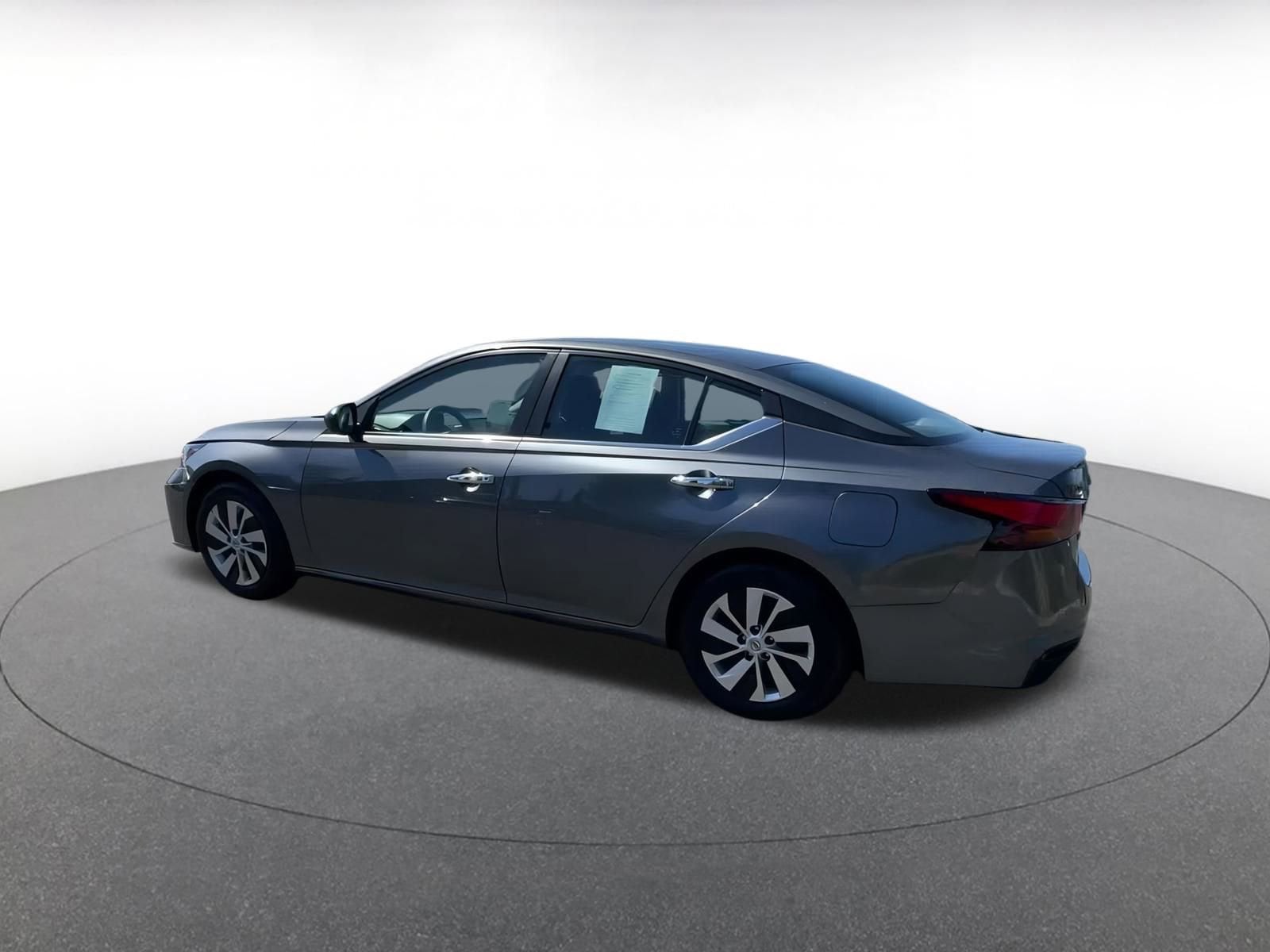Thumbnail: 2024 Nissan Altima - 10