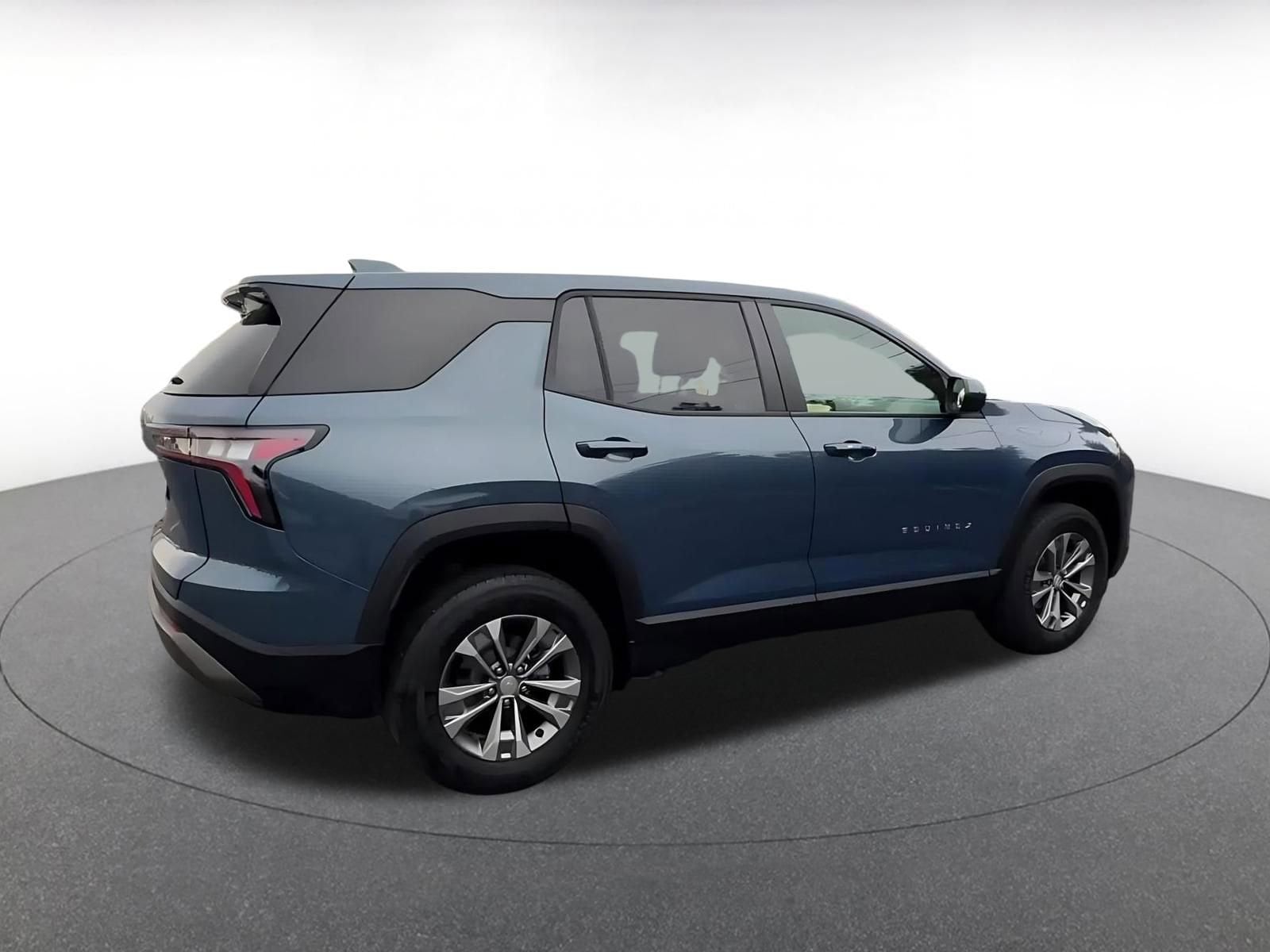 Thumbnail: 2025 Chevrolet Equinox - 15