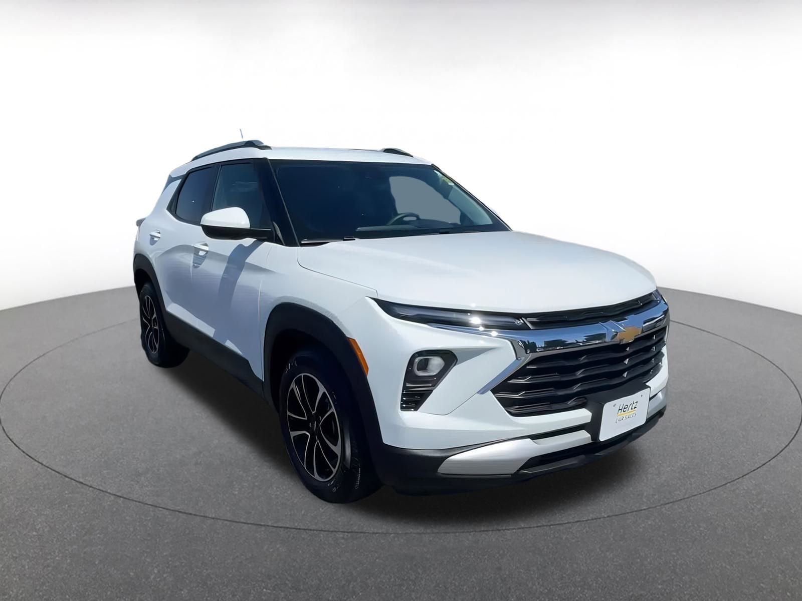 Thumbnail: 2024 Chevrolet TrailBlazer - 3