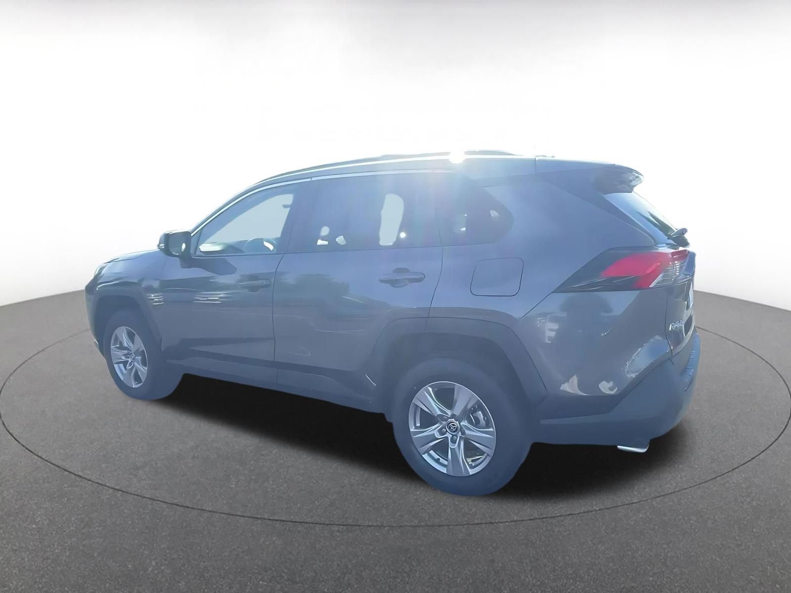 Thumbnail: 2025 Toyota RAV4 - 10