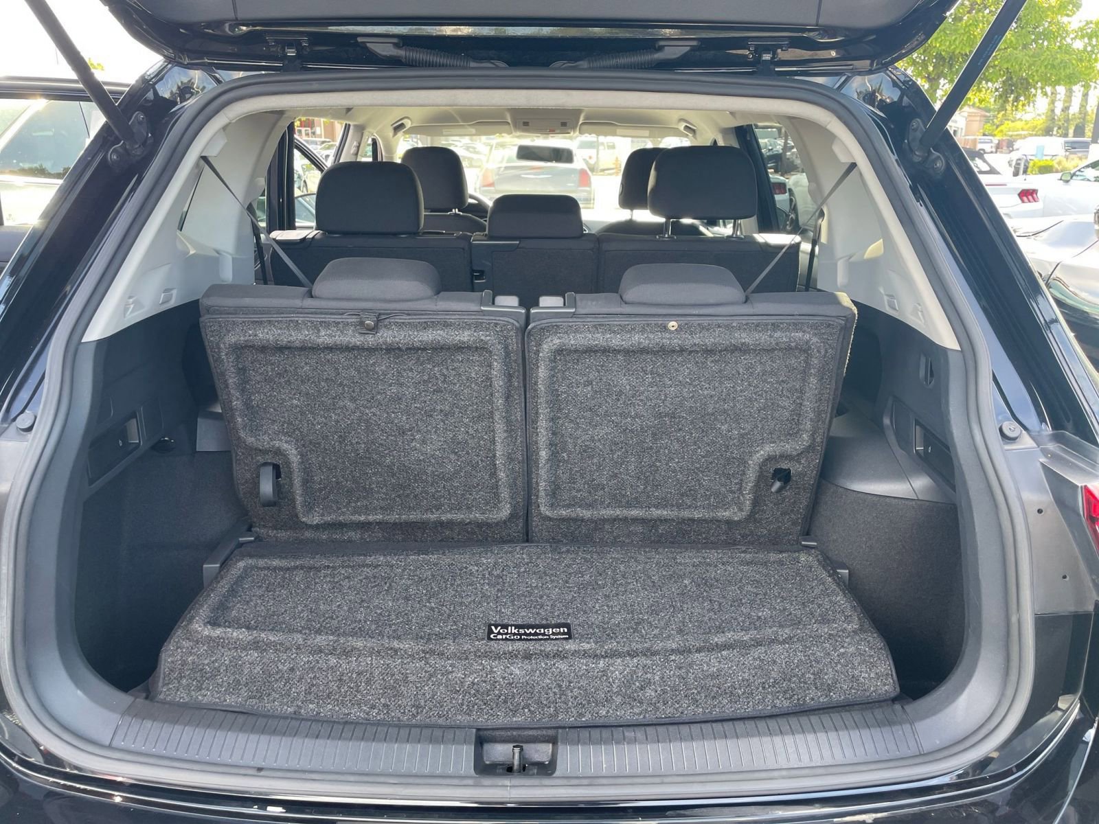 Thumbnail: 2021 Volkswagen Tiguan - 31