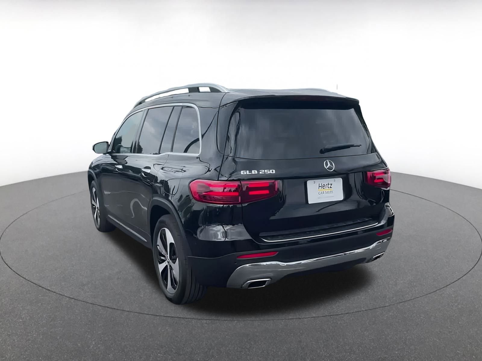 Thumbnail: 2024 Mercedes-Benz GLB - 11