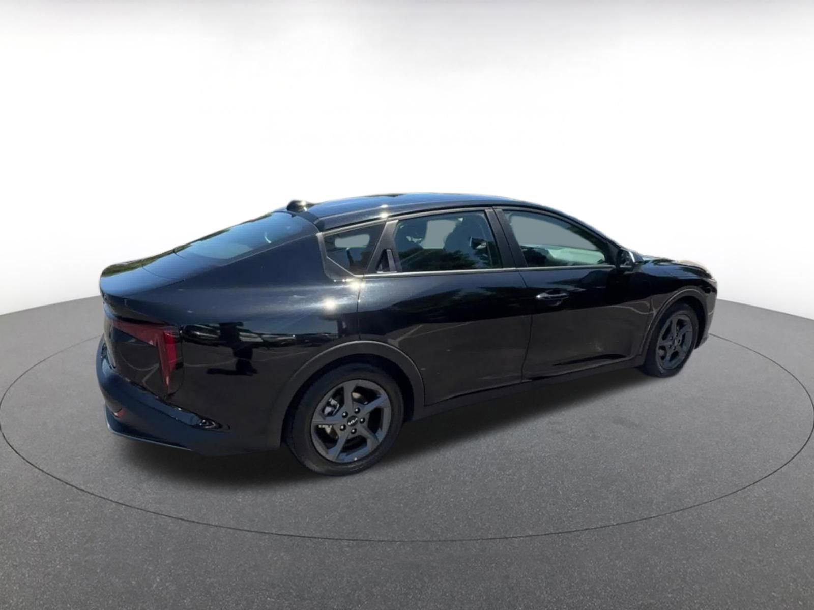 Thumbnail: 2025 Kia K4 - 14
