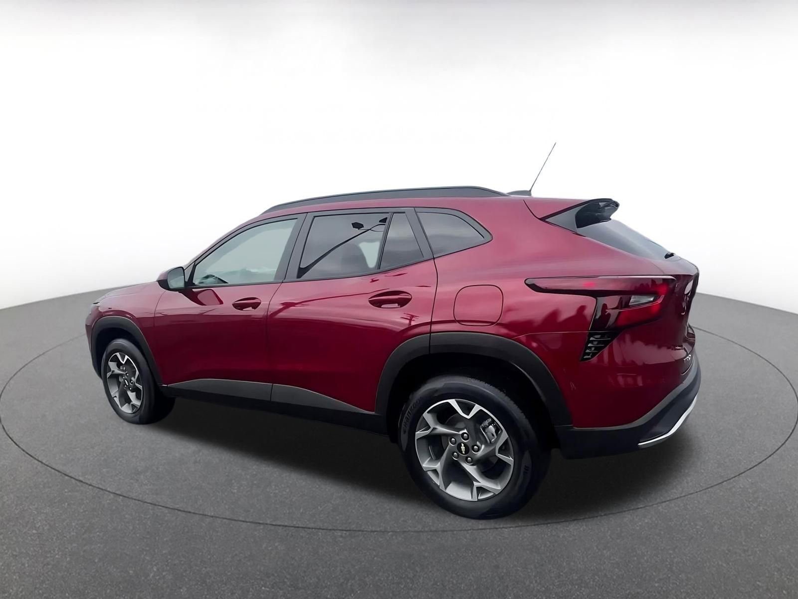 Thumbnail: 2025 Chevrolet Trax - 10