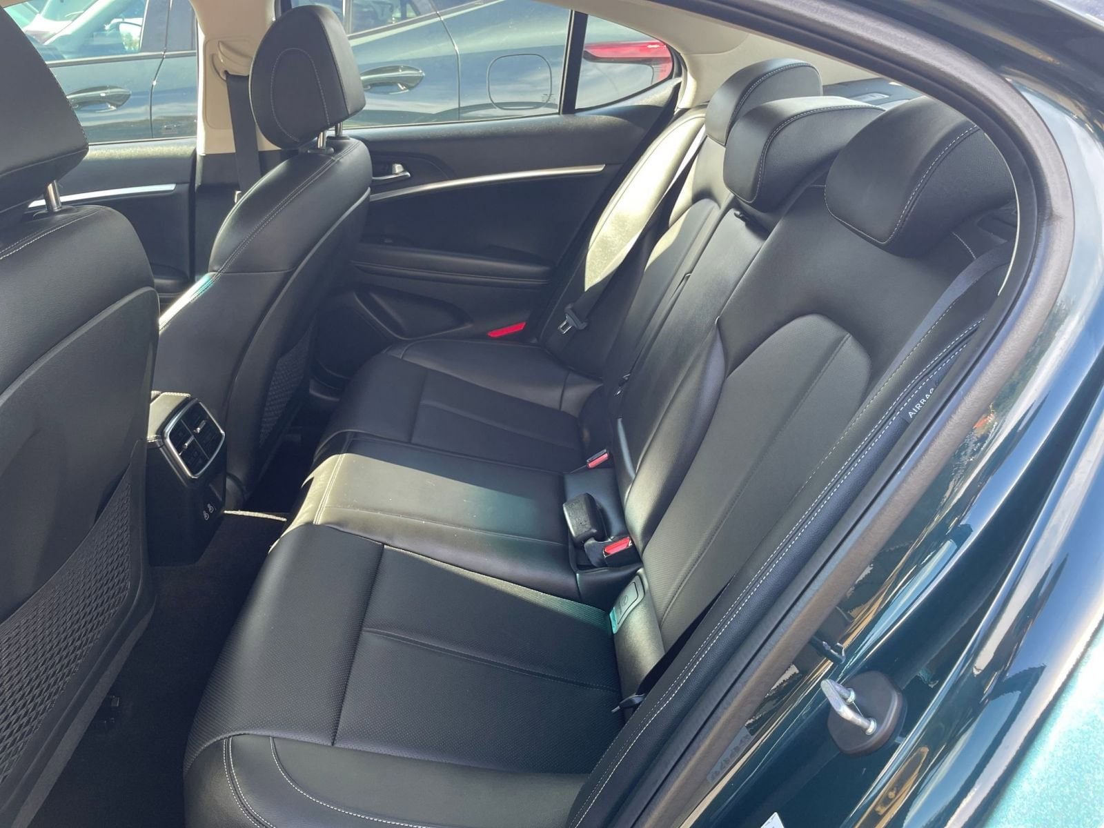 Thumbnail: 2025 Genesis G70 - 25