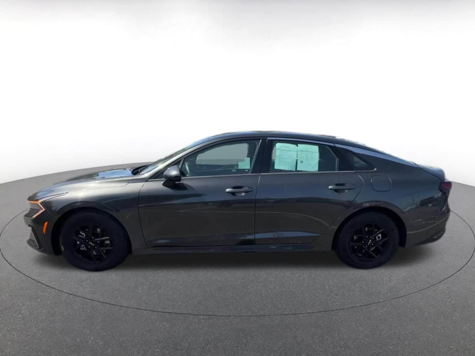Thumbnail: 2025 Kia K5 - 9