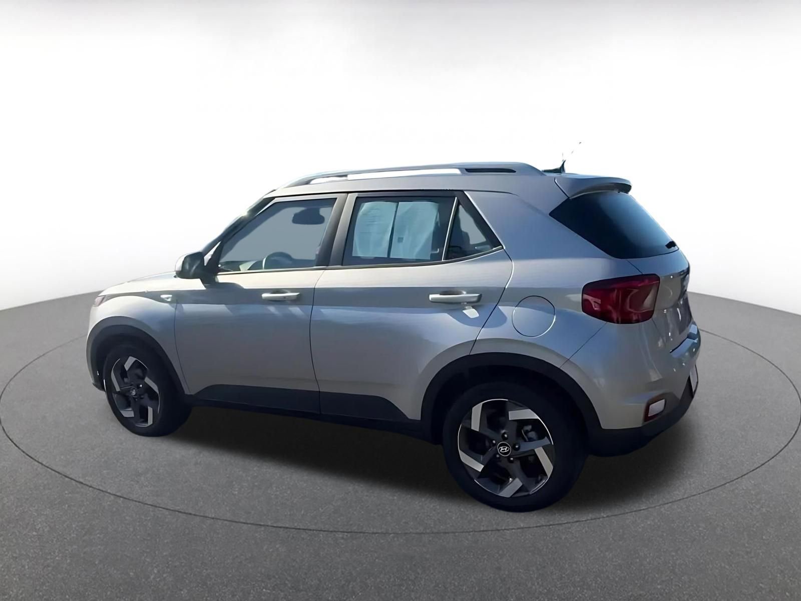 Thumbnail: 2025 Hyundai Venue - 10