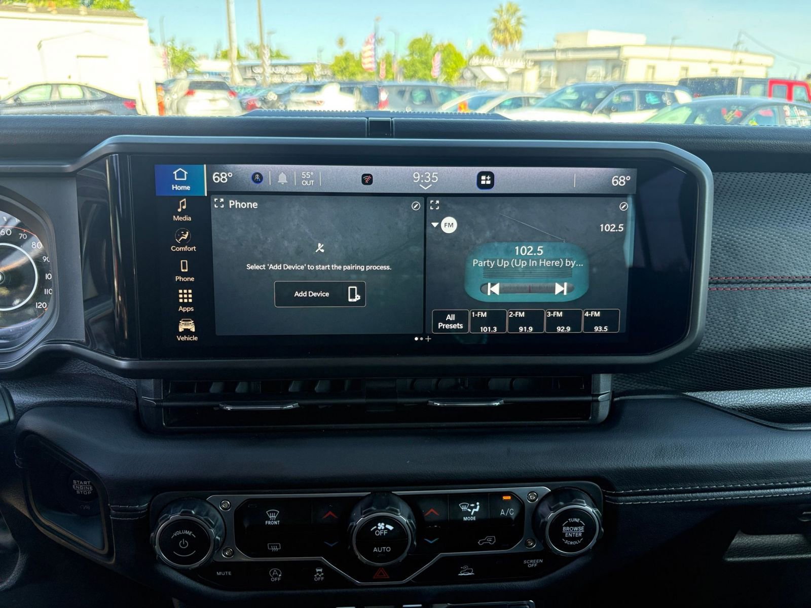 Thumbnail: 2025 Jeep Wrangler - 20