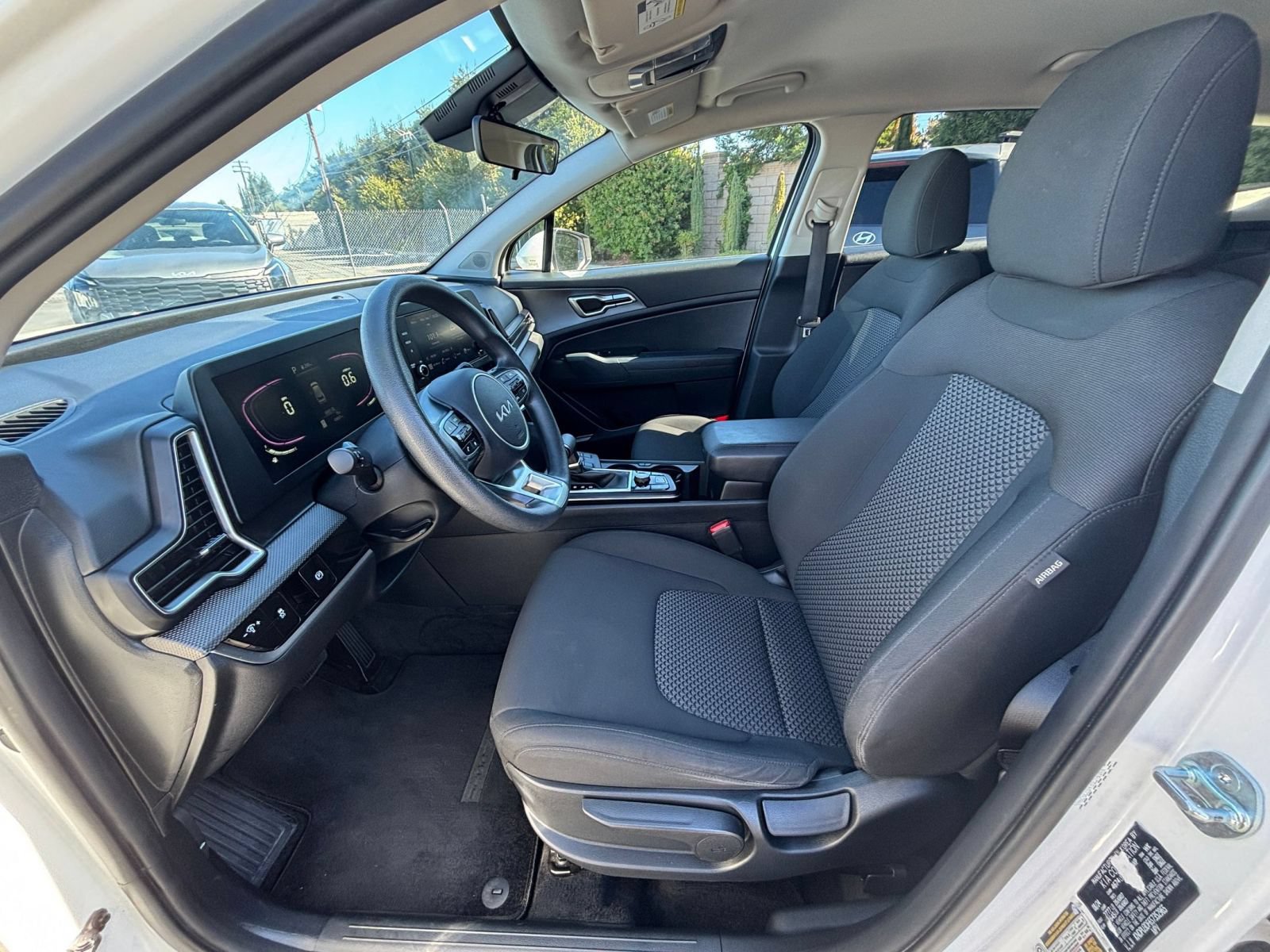 Thumbnail: 2025 Kia Sportage - 25