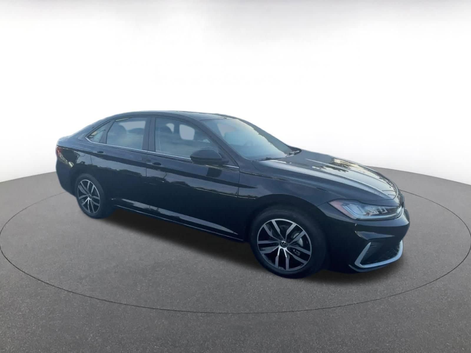 Thumbnail: 2025 Volkswagen Jetta - 2