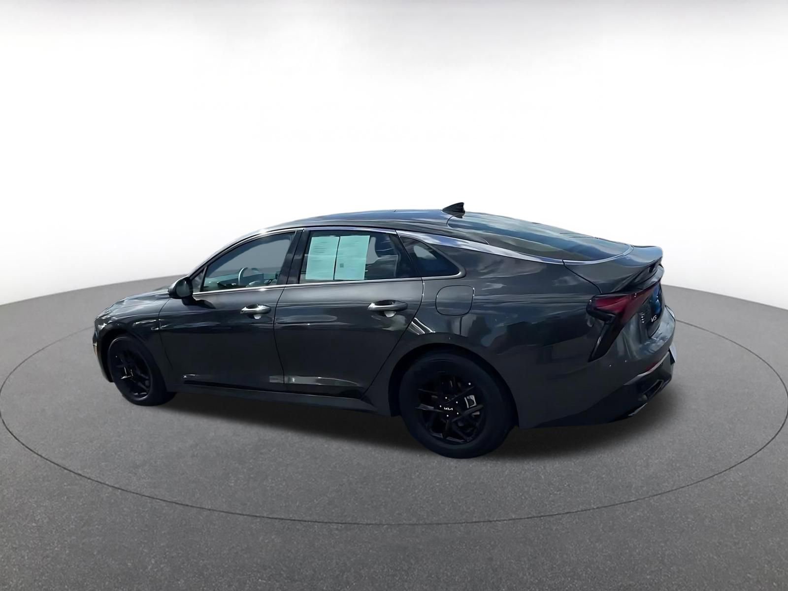 Thumbnail: 2025 Kia K5 - 10