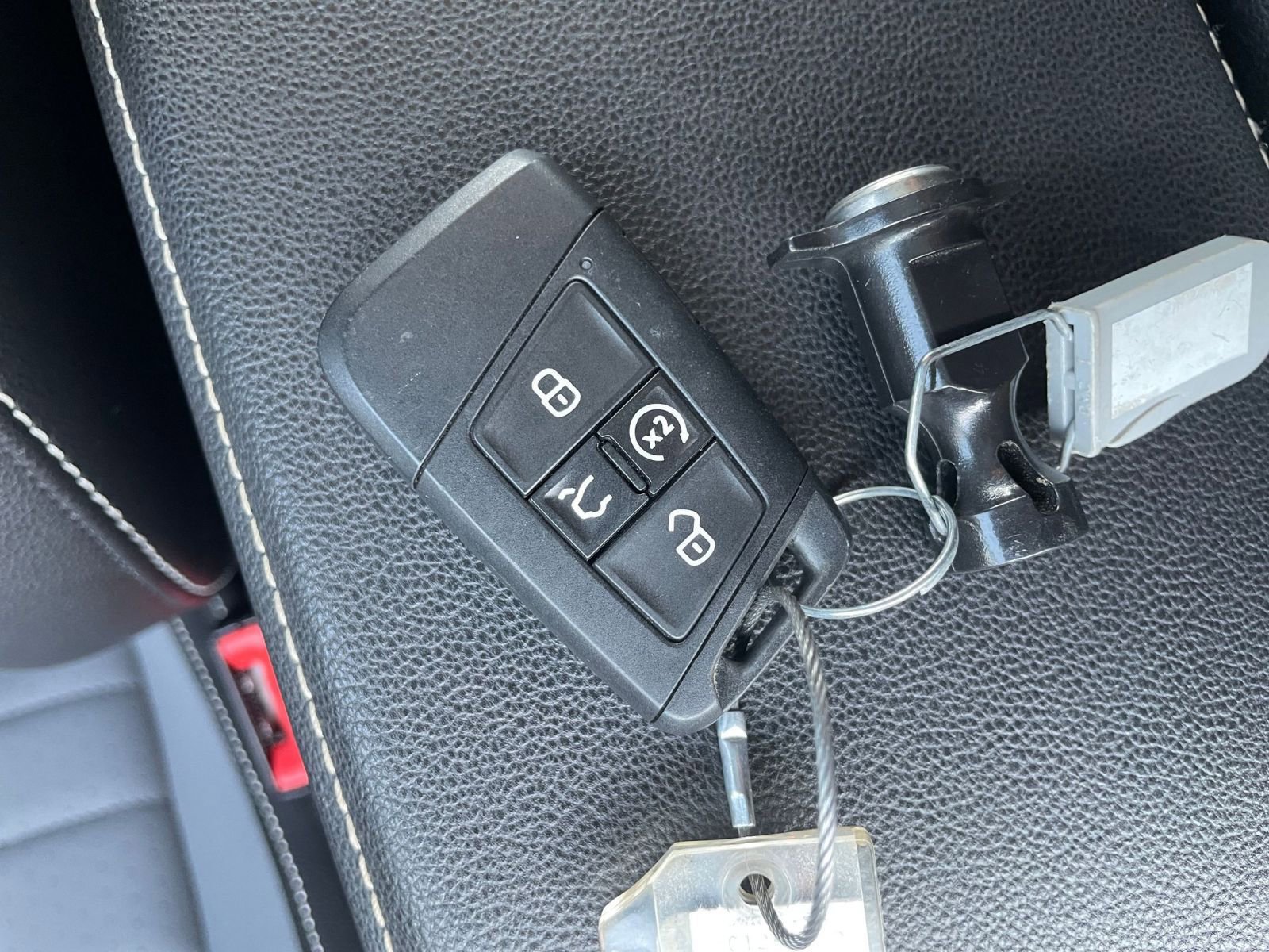 Thumbnail: 2025 Volkswagen Jetta - 22