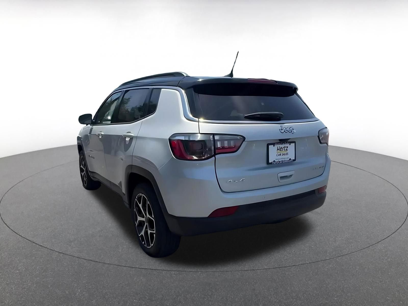 Thumbnail: 2025 Jeep Compass - 11
