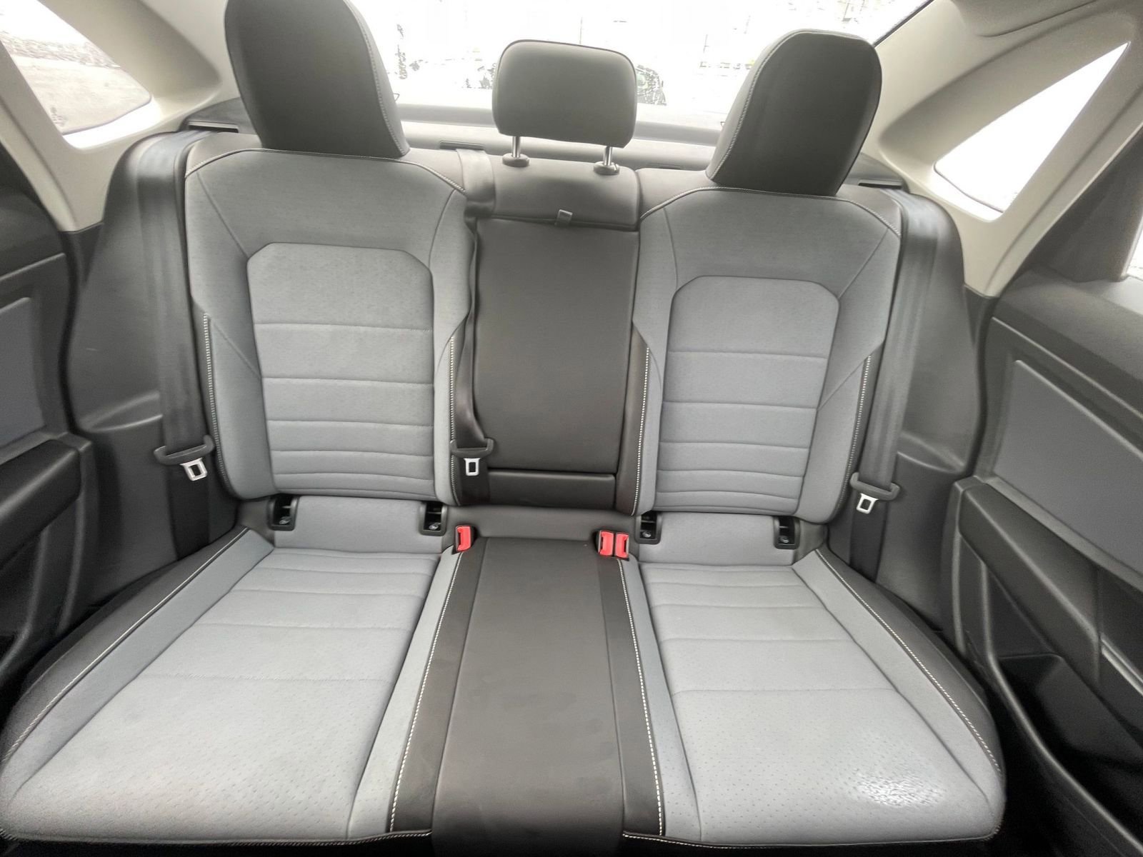 Thumbnail: 2025 Volkswagen Jetta - 33