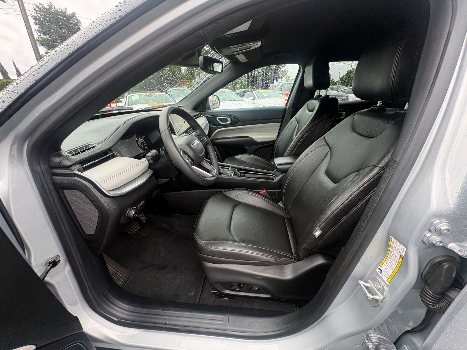 Thumbnail: 2025 Jeep Compass - 28