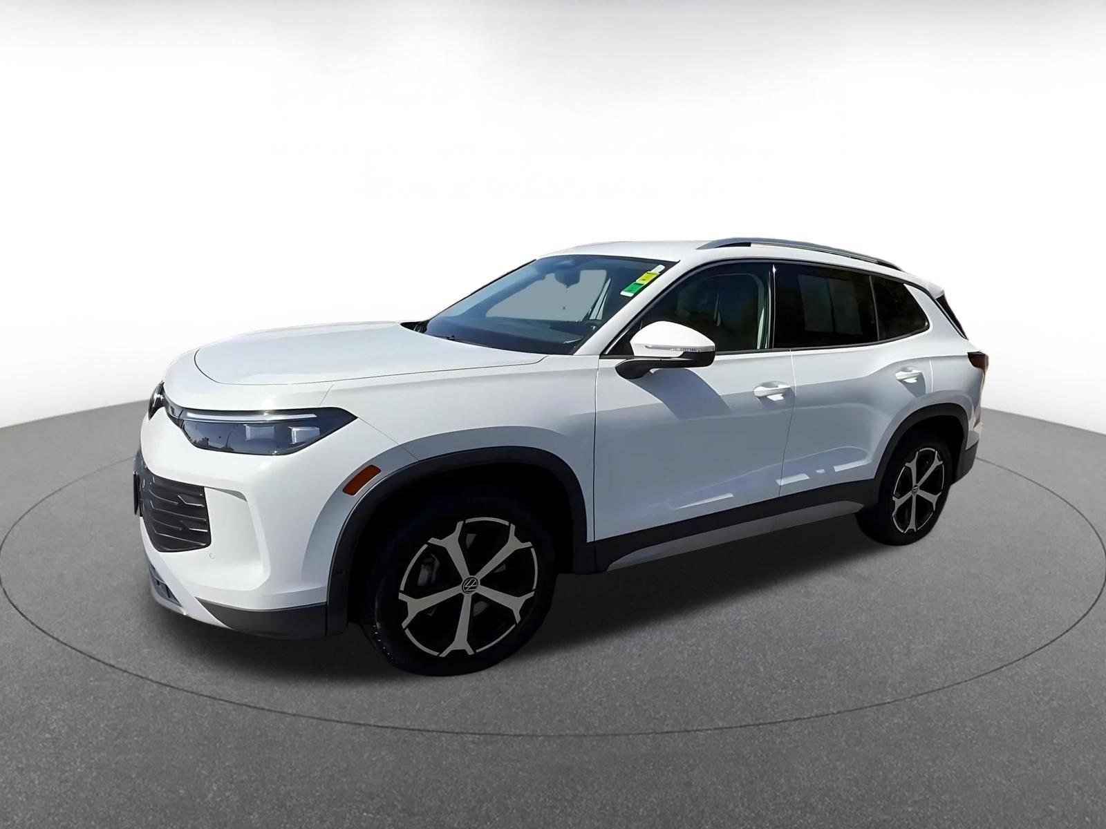 Thumbnail: 2026 Volkswagen Tiguan - 8