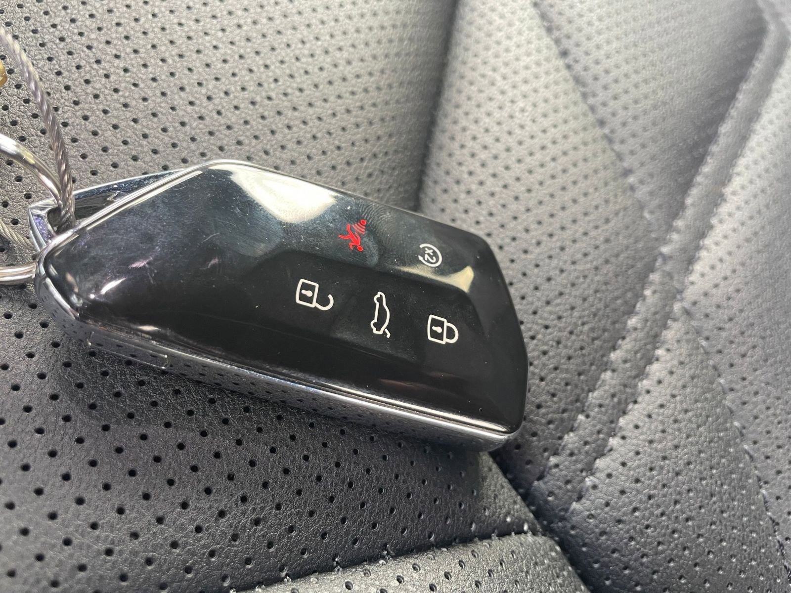 Thumbnail: 2025 Volkswagen Atlas - 18