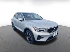 2024 Volvo XC40 B5 Core -
                  Sacramento, CA