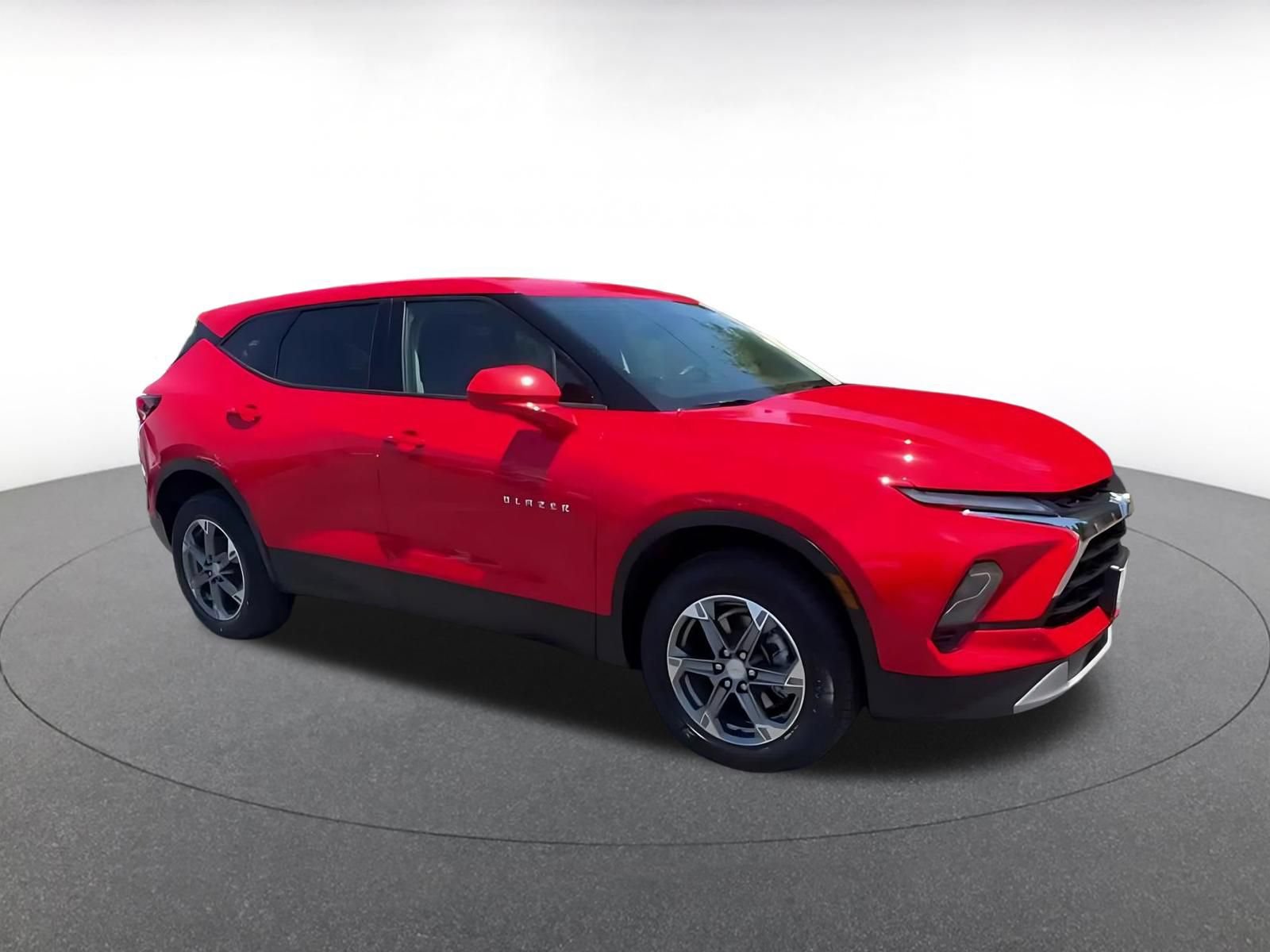 Thumbnail: 2025 Chevrolet Blazer - 2