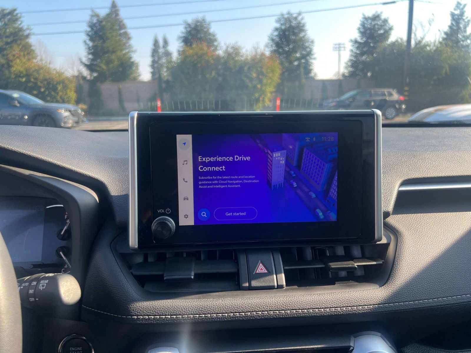 Thumbnail: 2025 Toyota RAV4 - 21