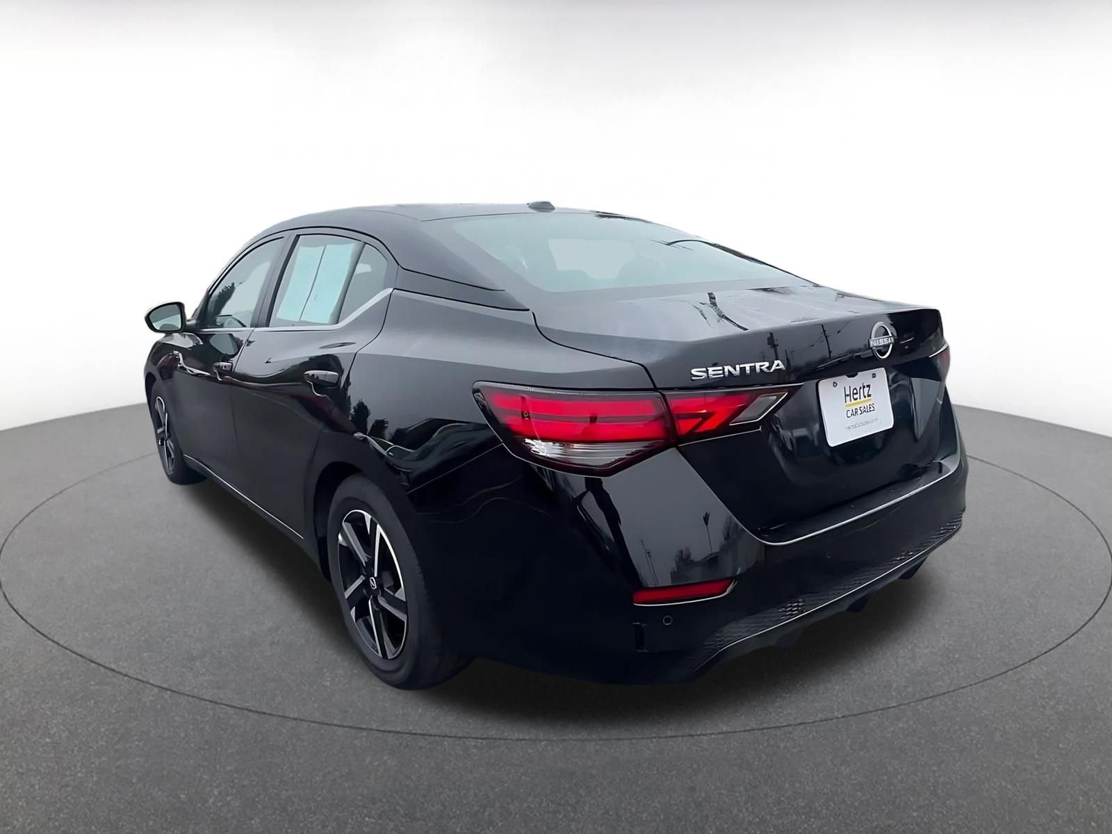 Thumbnail: 2025 Nissan Sentra - 11