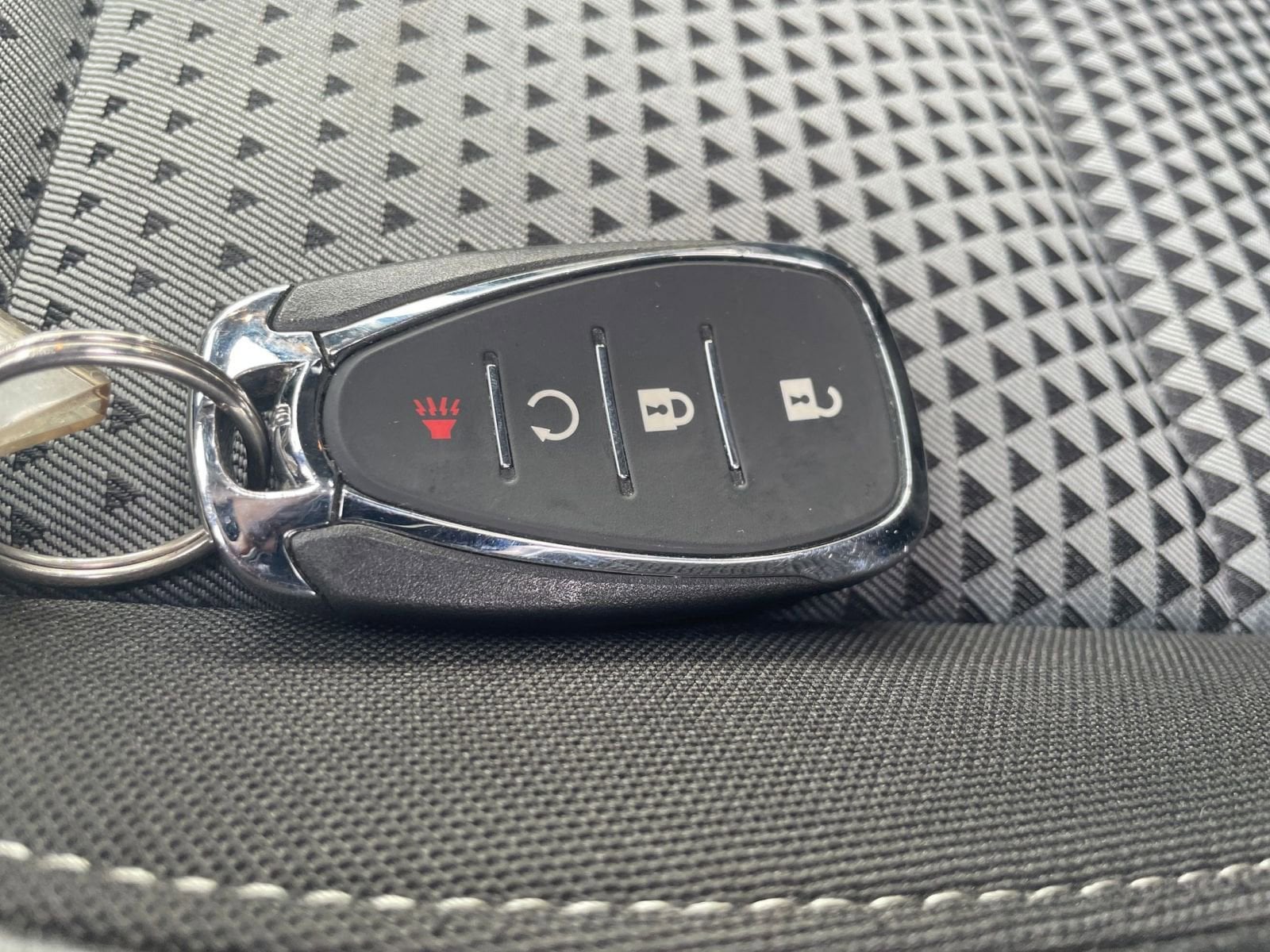 Thumbnail: 2025 Chevrolet Trax - 18