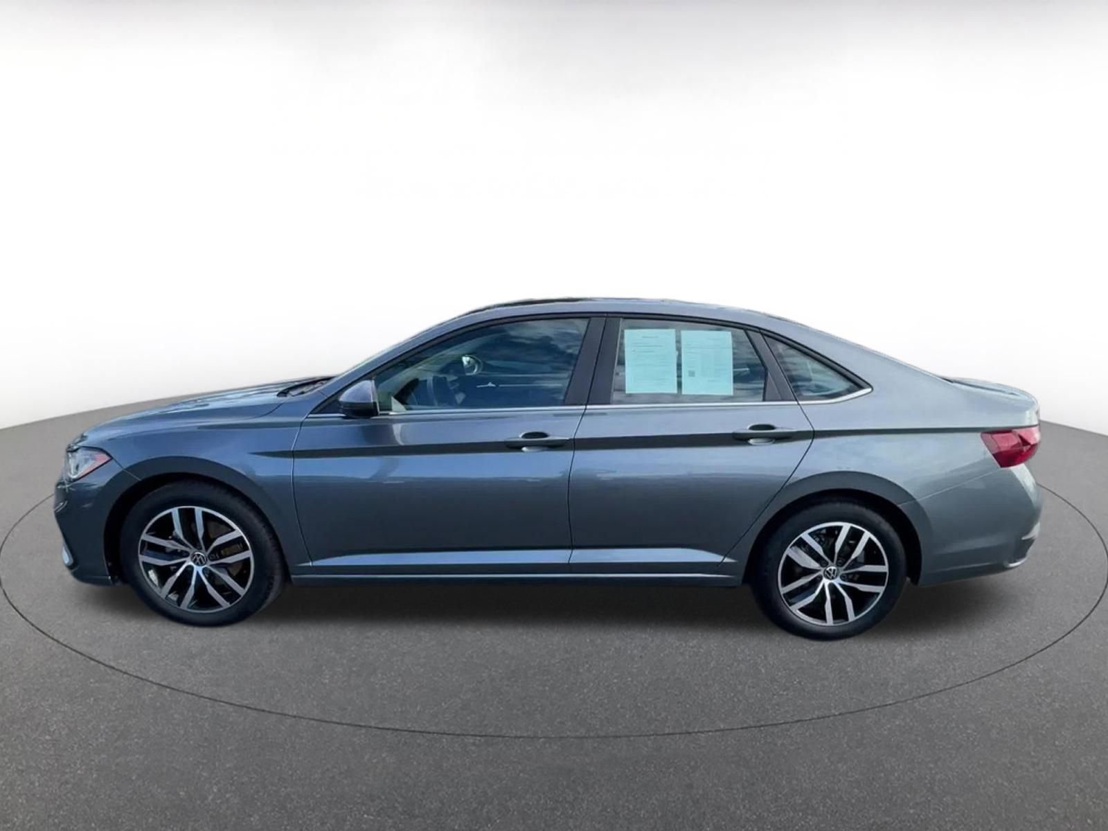 Thumbnail: 2025 Volkswagen Jetta - 10