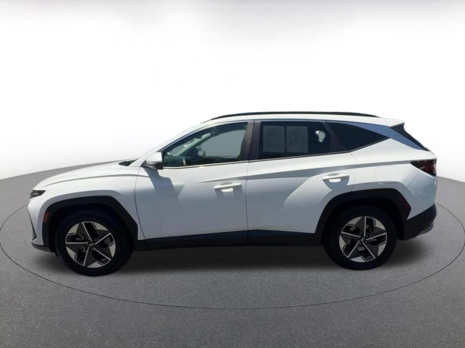 Thumbnail: 2025 Hyundai Tucson - 9