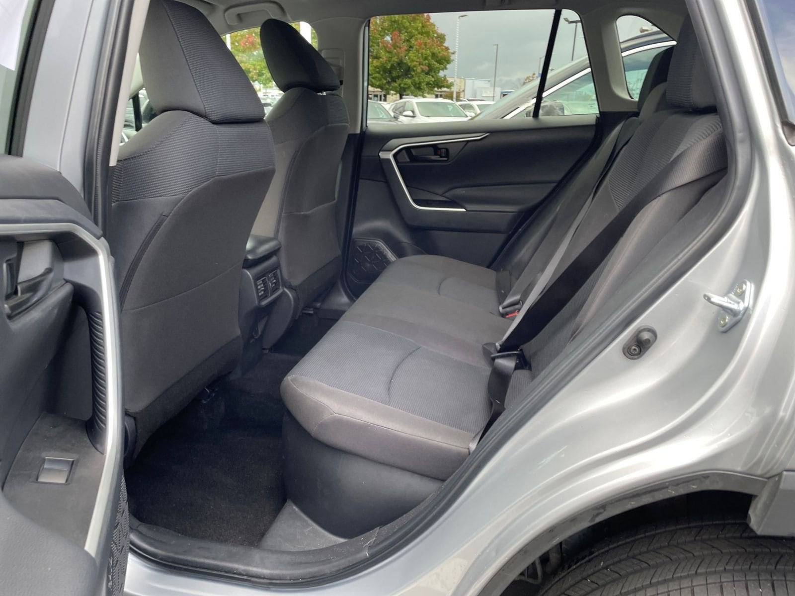 Thumbnail: 2025 Toyota RAV4 - 20