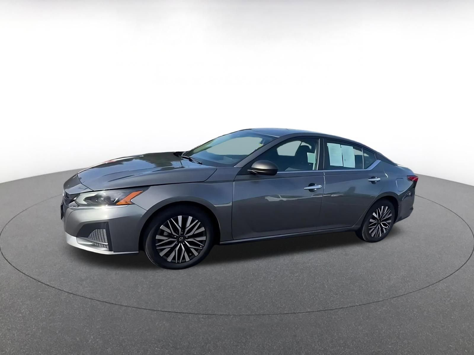 Thumbnail: 2025 Nissan Altima - 8