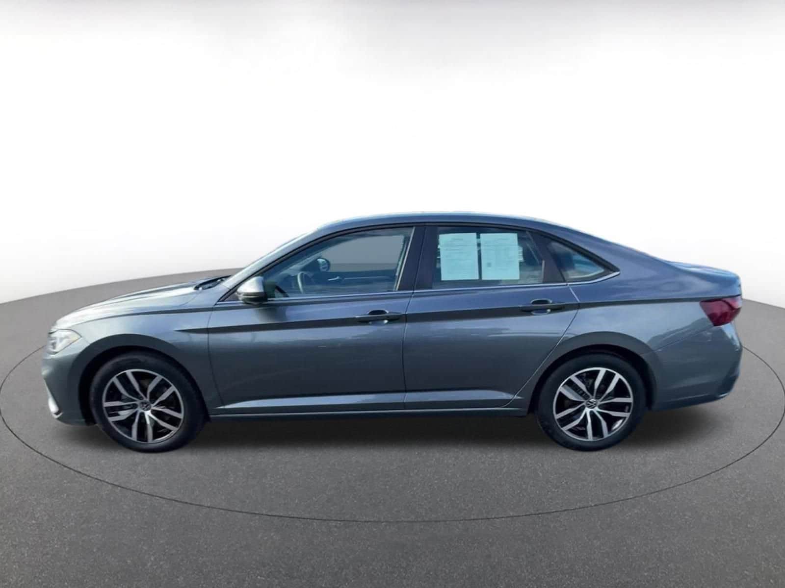 Thumbnail: 2025 Volkswagen Jetta - 9