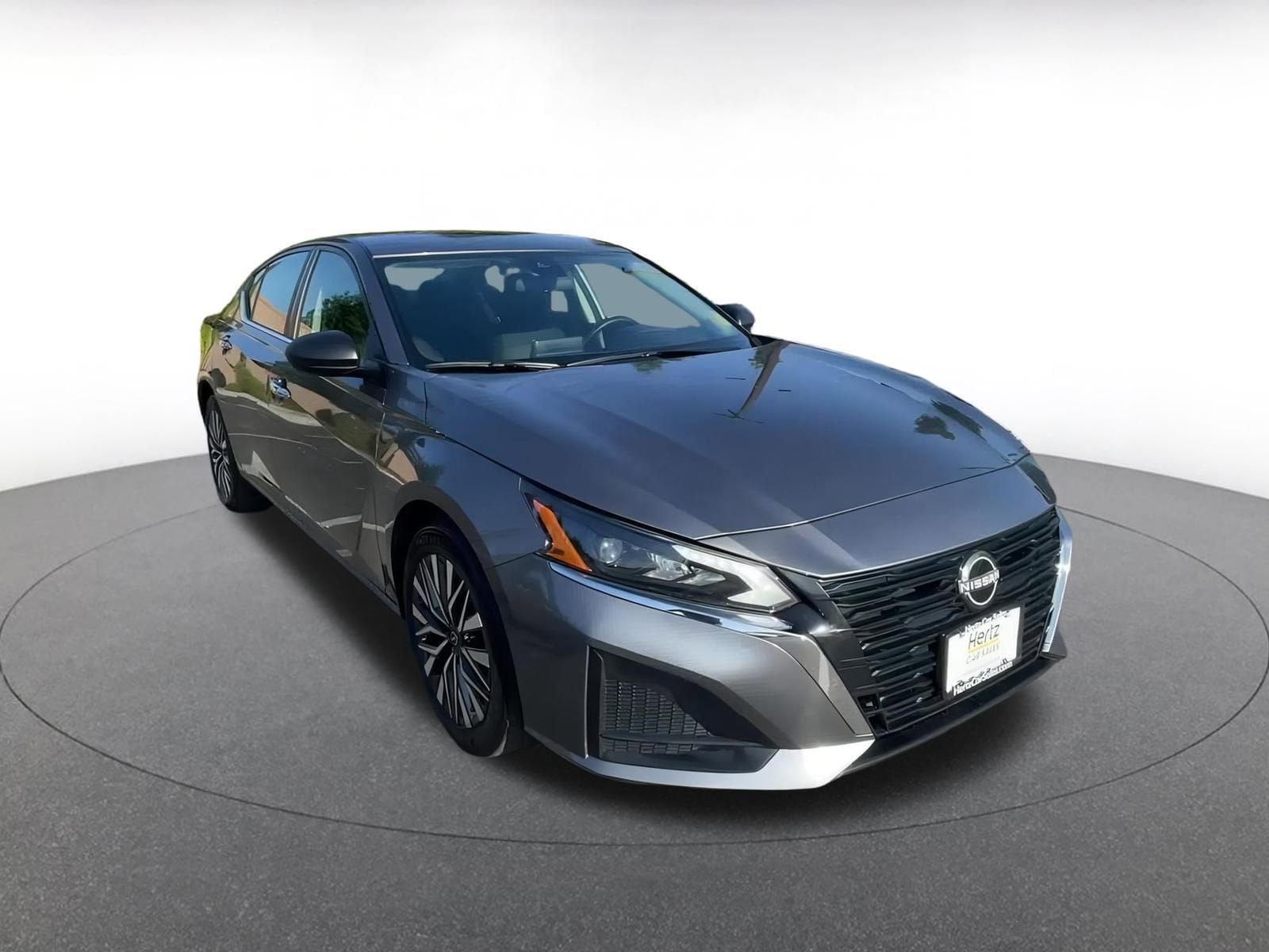 2024 Nissan Altima SV 3