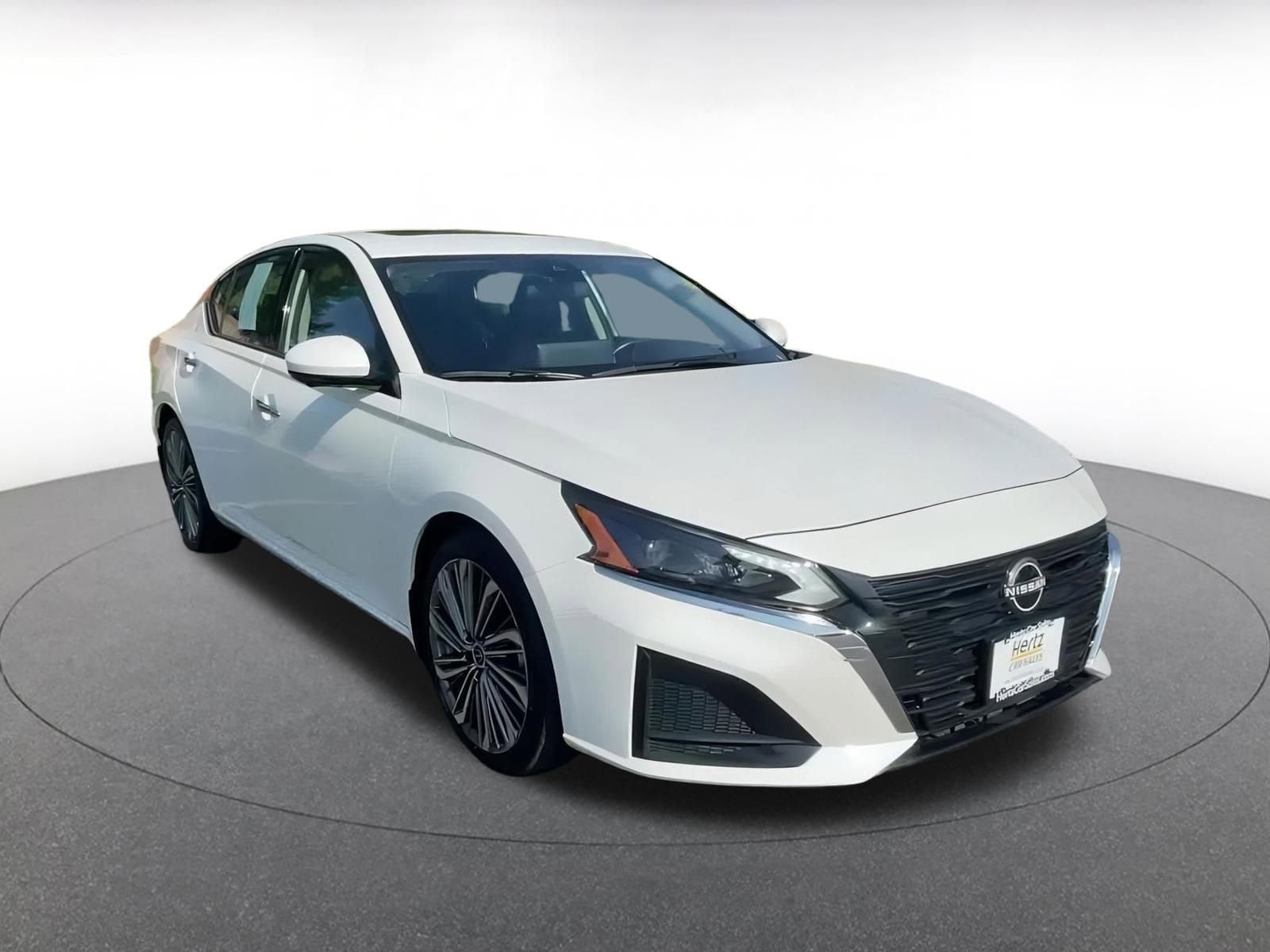 2024 Nissan Altima SL 3