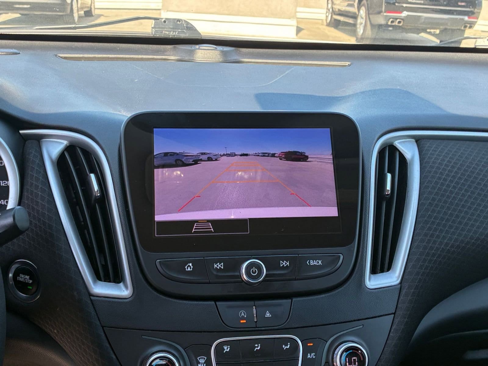 Thumbnail: 2024 Chevrolet Malibu - 17