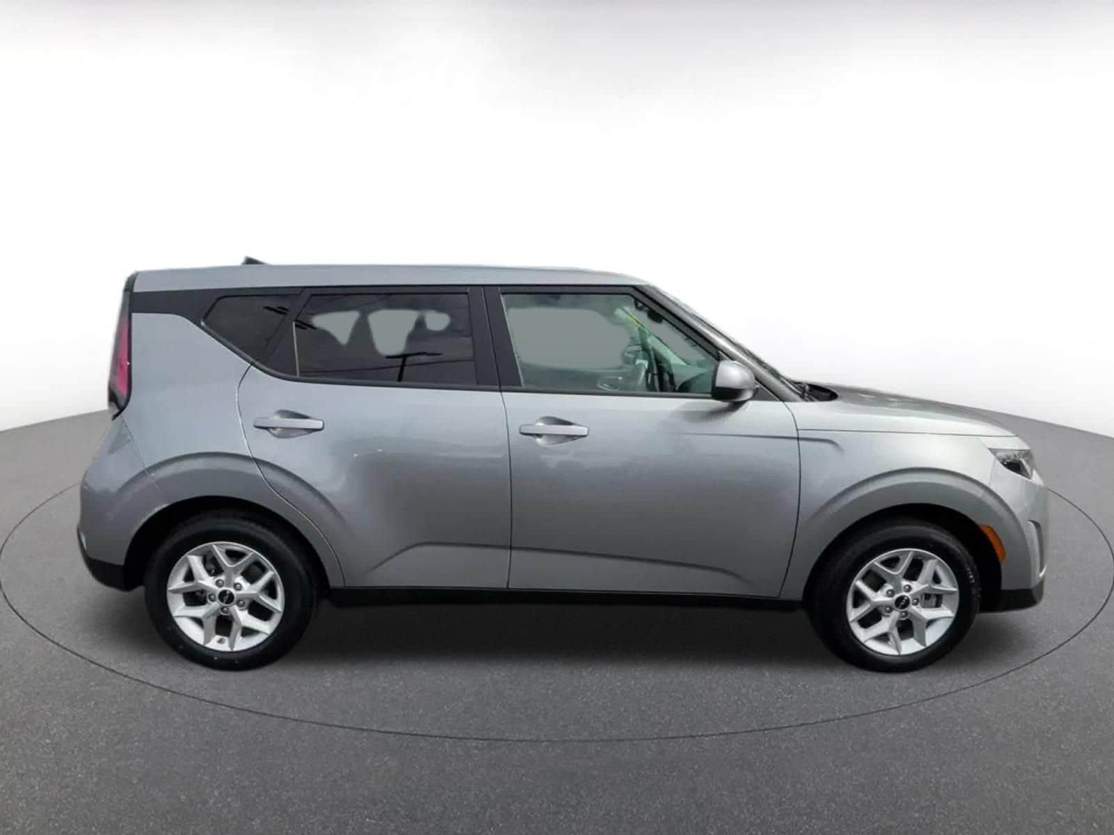 Thumbnail: 2025 Kia Soul - 13
