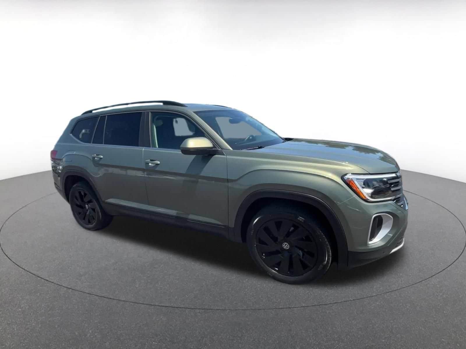 Thumbnail: 2026 Volkswagen Atlas - 2