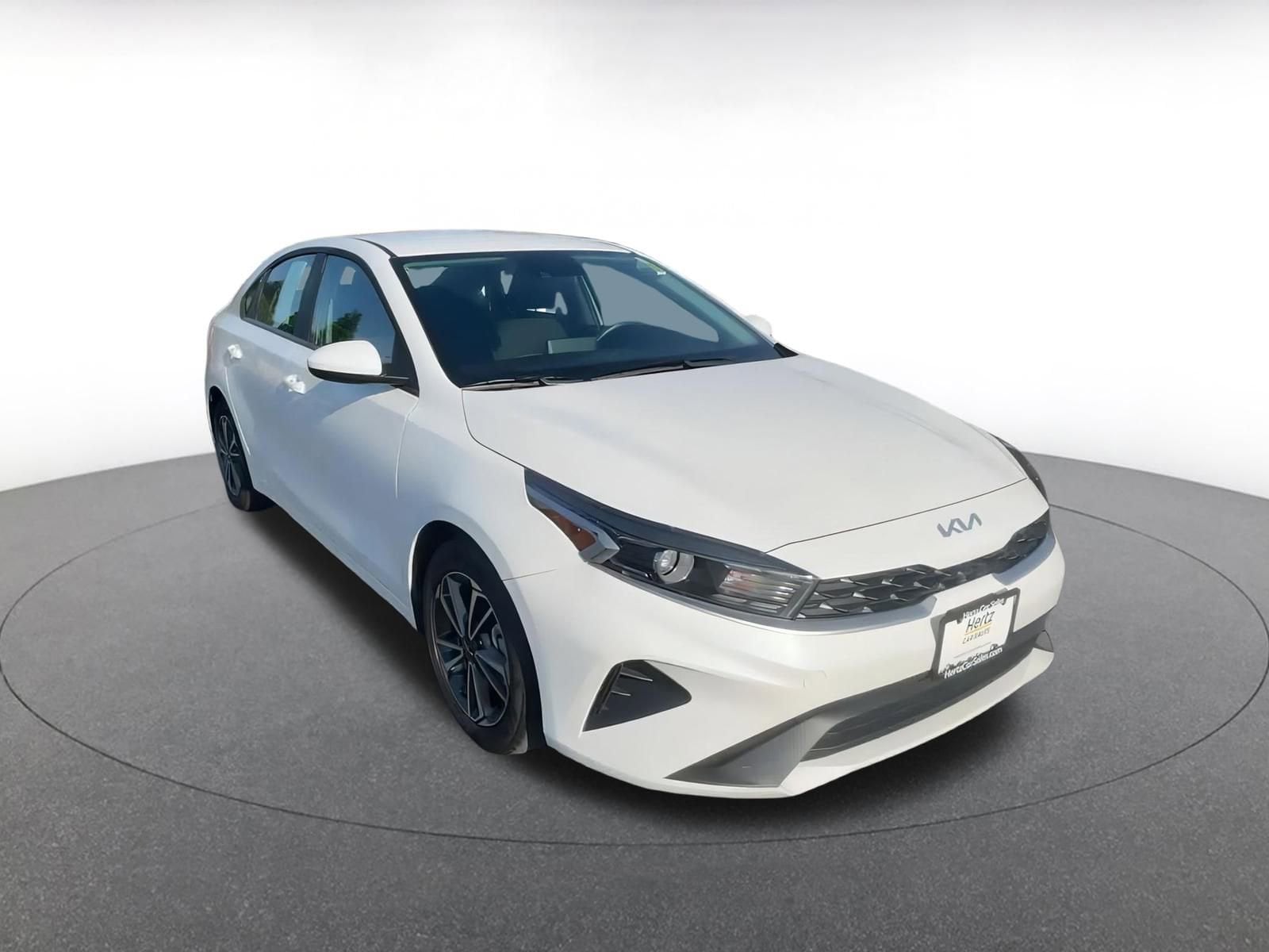 2024 Kia Forte LXS 3